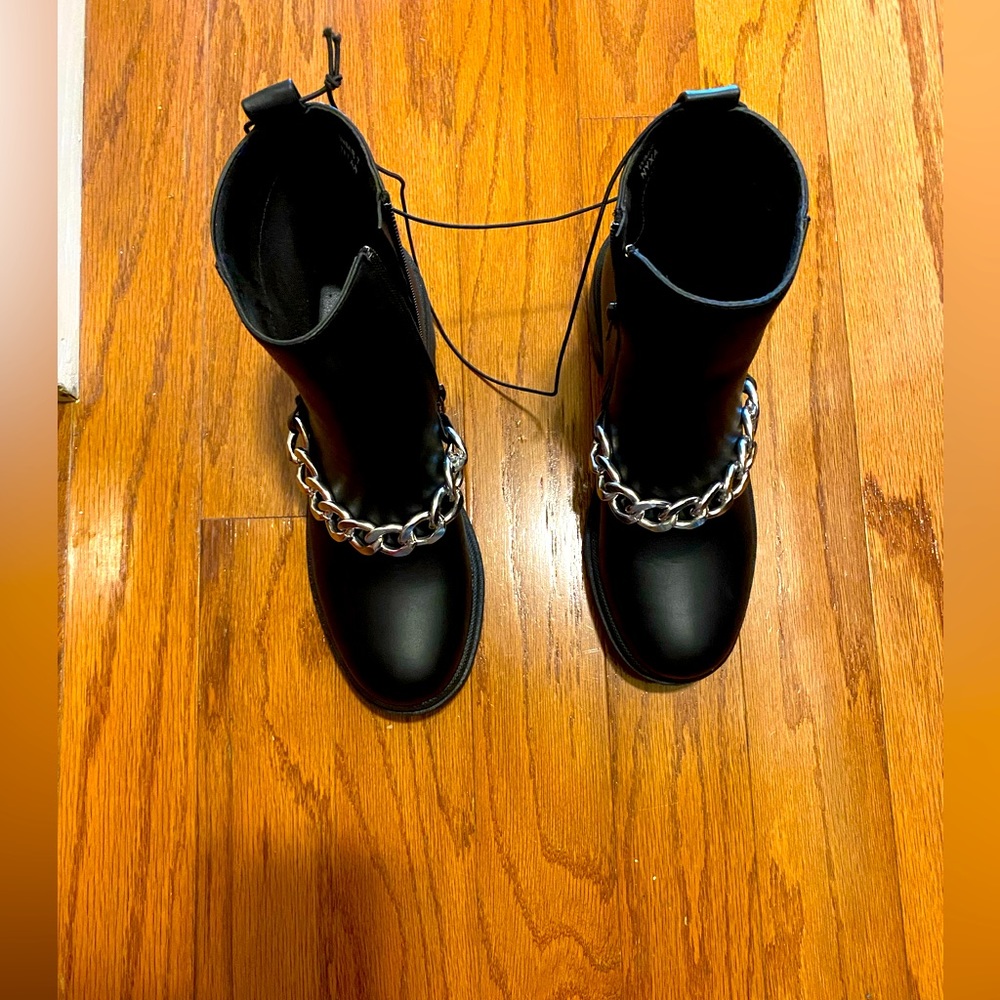 REPORT BOOTIES